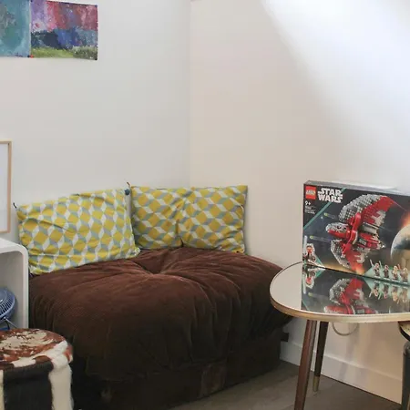 Charming Triplex With Garden Apartment